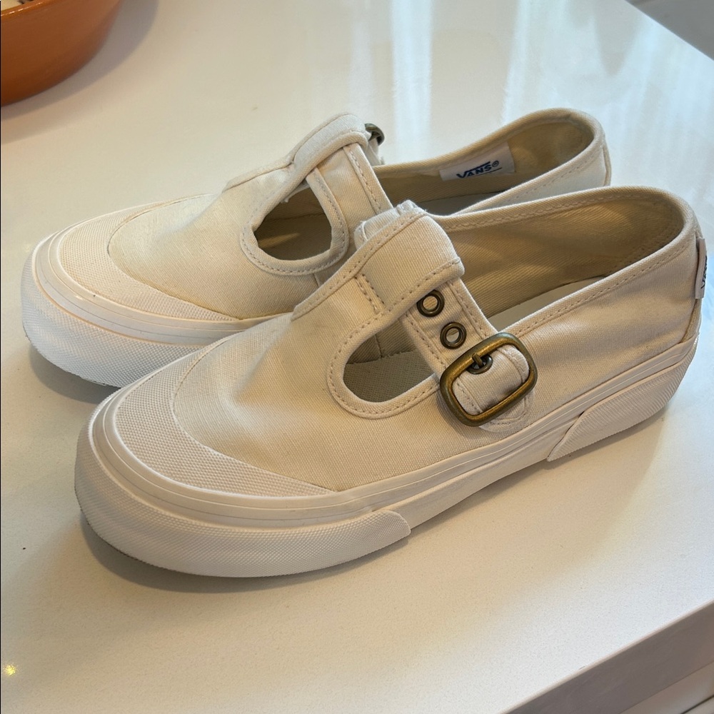 Vans Cream T-Strap Flats with Buckle W5